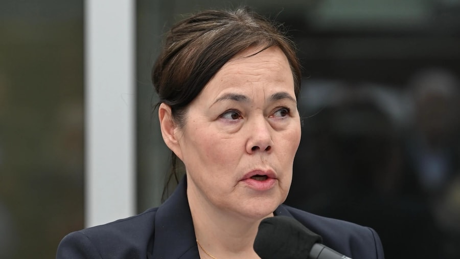 وزيرة خارجية غرينلاند فيفيان موتزفيلدت