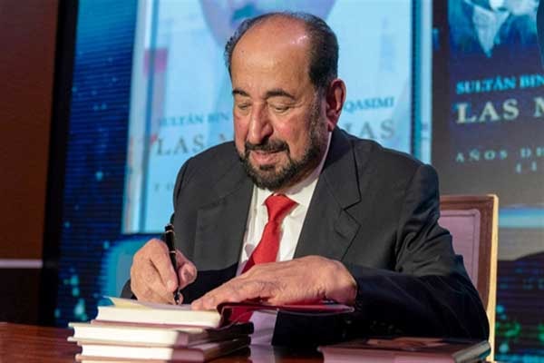 الشيخ الدكتور سلطان بن محمد القاسمي حاكم الشارقة