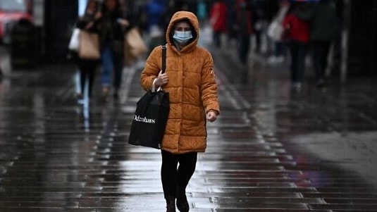 شكلت الجائحة وتداعيتها فرصةً سانحة للفساد والتربّح من معناة الناس