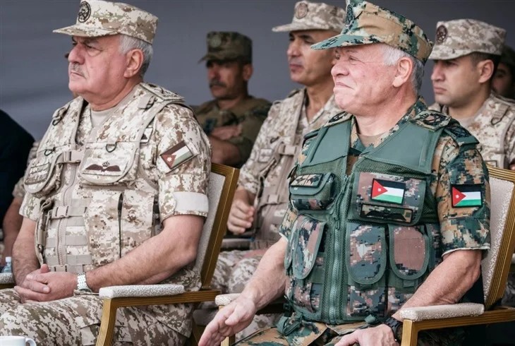 العاهل الأردني ورسالة إلى رئيس أركان الجيش