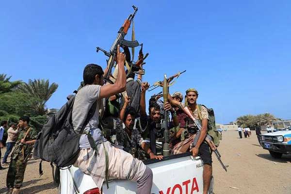 مقاتلون حوثيون في اليمن