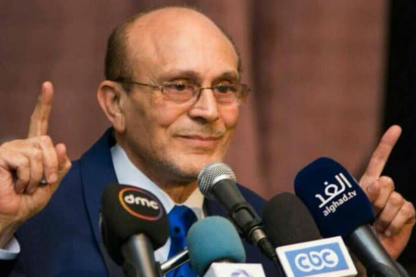 محمد صبحي متحدثاً