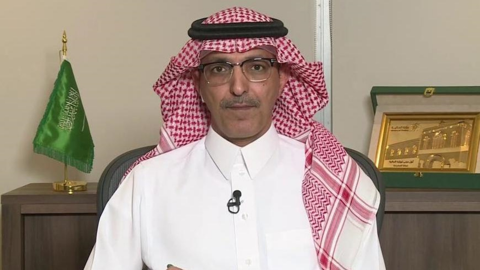 وزير المالية السعودي بين أن الدعم الحكومي ساهم باحتواء أزمة كورونا