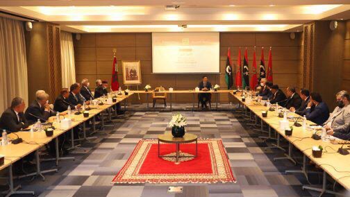 جانب من الجلسة التشاورية بين أطراف الحوار الليبي مساء اليوم في بوزنيقة