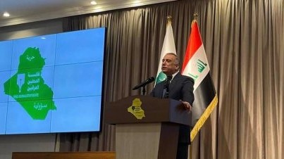 الكاظمي متحدثا الخميس خلال تكريم عائلات شهداء الصحافة العراقية