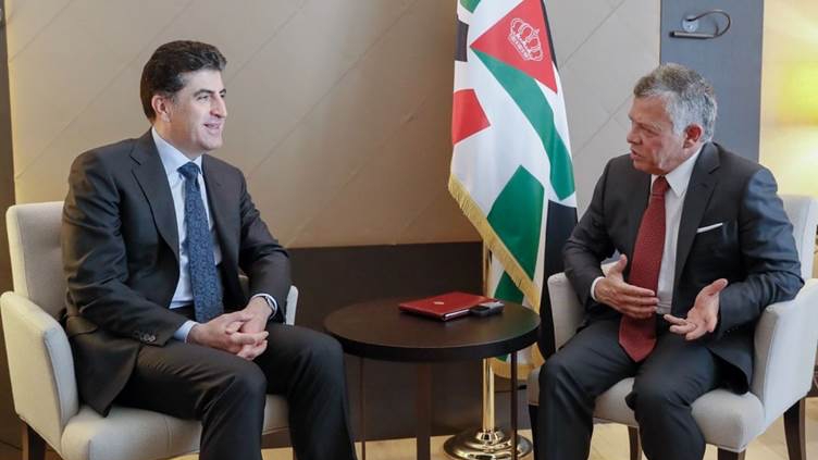 رئيس اقليم كردستان نجيرفان بارزاني خلال لقاء سابق مع الملك عبد الله الثاني