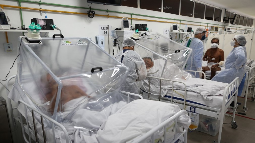 مرضى كورونا في احدى المستشفيات البرازيلية