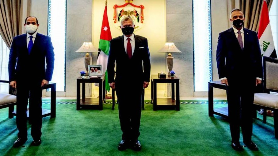 الكاظمي والملك عبد الله والسيسي خلال قمة عمان صيف عام 2020