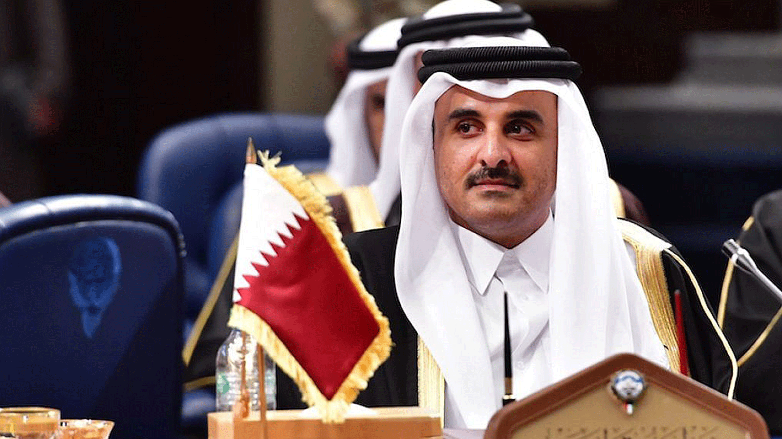 أمير قطر الشيخ تميم بن حمد آل ثاني يحضر قمة مجلس التعاون الخليجي في قصر بيان في مدينة الكويت، 5 كانون الأول/ديسمبر 2017