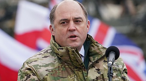 وزير الدفاع البريطاني وكلمات أثارت غضب موسكو