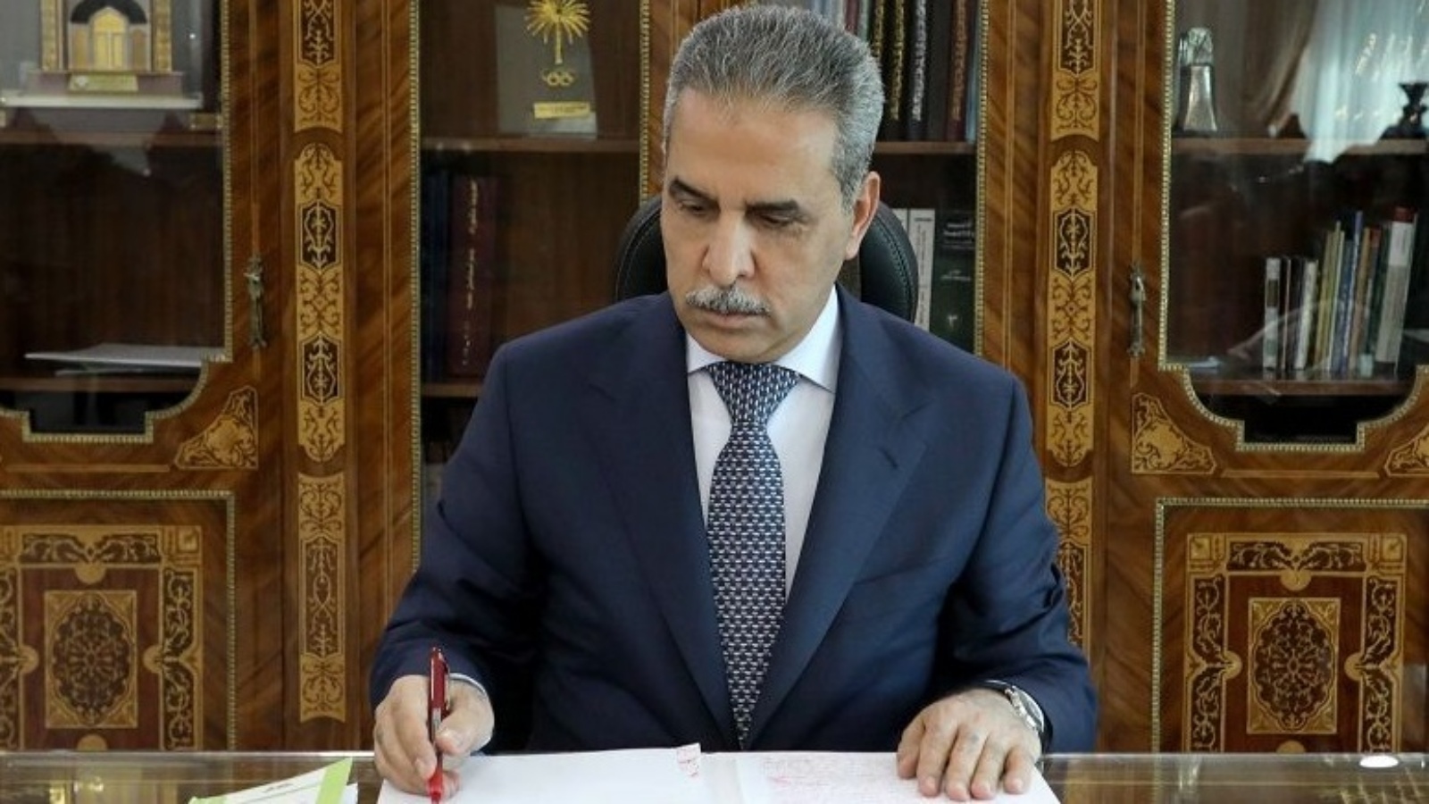 رئيس المجلس الأعلى للقضاء العراقي القاضي فائق زيدان (مكتبه)