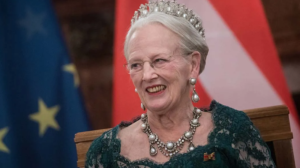 ملكة الدانمارك مارغريت وبيان اعتذار