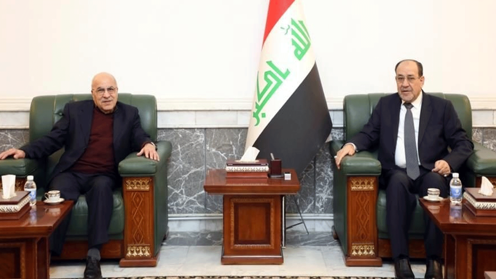 الشيخ راضي مجتمعا في بغداد مع رئيس الوزراء السابق رئيس ائتلاف دولة القانون نوري المالكي (خاص)