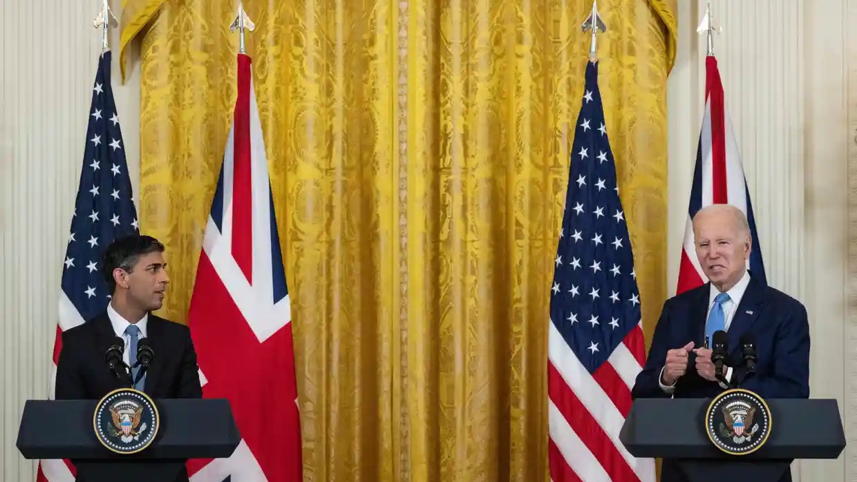 سبق أن التقى سوناك وبايدن عدة مرات منذ أن أصبح سوناك رئيساً للوزراء في المملكة المتحدة، بما في ذلك هنا في البيت الأبيض في يونيو