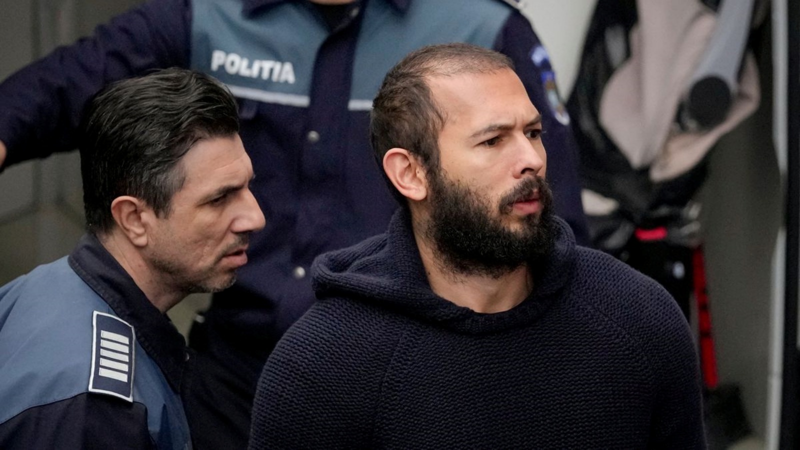 صورة أرشيفية للمؤثر أندرو تيت المتهم بعدة جرائم 