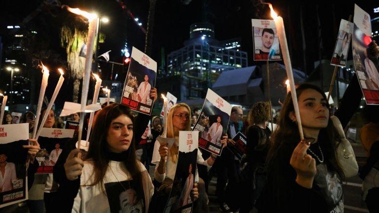 Reuters | المتظاهرون طالبوا الحكومة الإسرائيلية بالتفاوض من أجل إعادة المحتجزين إلى أهاليهم