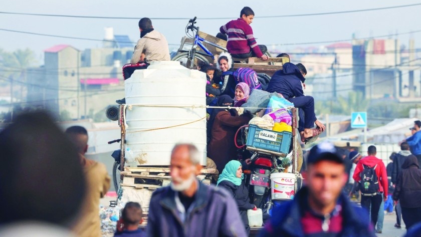 أجبر معظم سكان شمال غزة على النزوح إلى جنوب القطاع