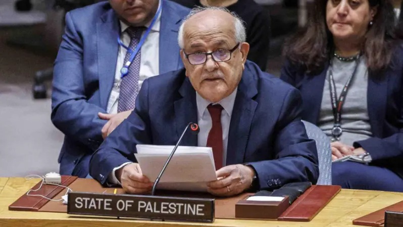 مندوب فلسطين الدائم لدى الأمم المتحدة السفير رياض منصور يطالب مجلس الأمن رسميا بإعادة النظر في طلب الانضمام الفلسطيني للأمم المتحدة