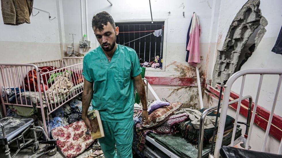 تسبب استهداف المستشفيات بانتظام بانهيار المنظومة الصحية في غزة
