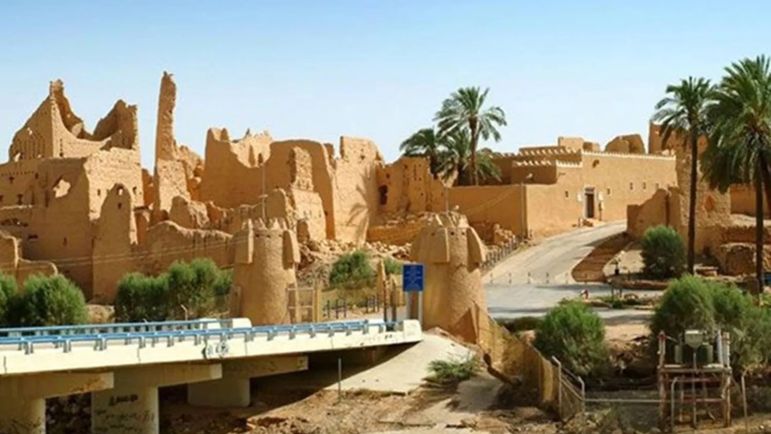 منظر عام لمدخل حي الطريف بالدرعية التاريخية