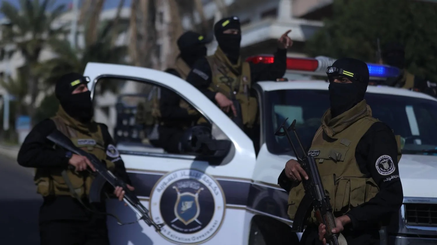 عناصر من إدارة الأمن العام السورية في بانياس