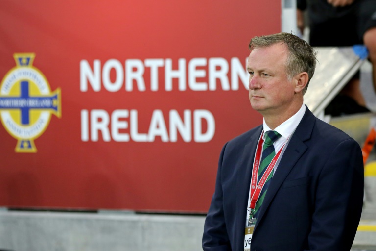 مايكل أونيل الذي تنحى الأربعاء عن تدريب منتخب إيرلندا الشمالية لكرة القدم، في صورة مؤرخة الخامس من أيلول/سبتمبر 2017.