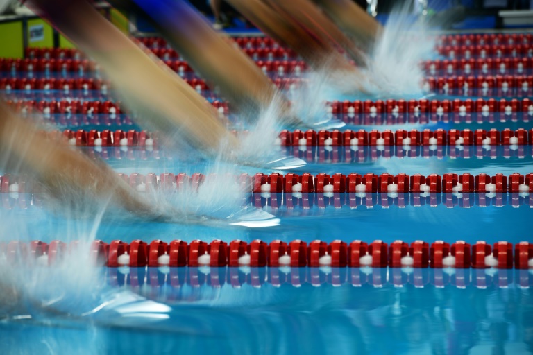 صورة من تصفيات سباق السباحة 400 م متنوعة في دورة الألعاب الآسيوية، جاكرتا في 22 اب/اغسطس 2018 