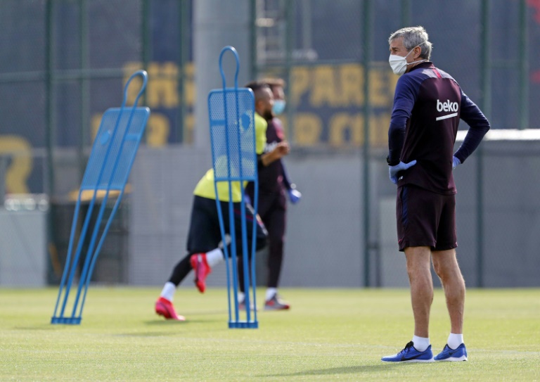 لقطة من حصة تدريبية لنادي برشلونة الإٍسباني لكرة القدم في الثامن من أيار/مايو 2020.