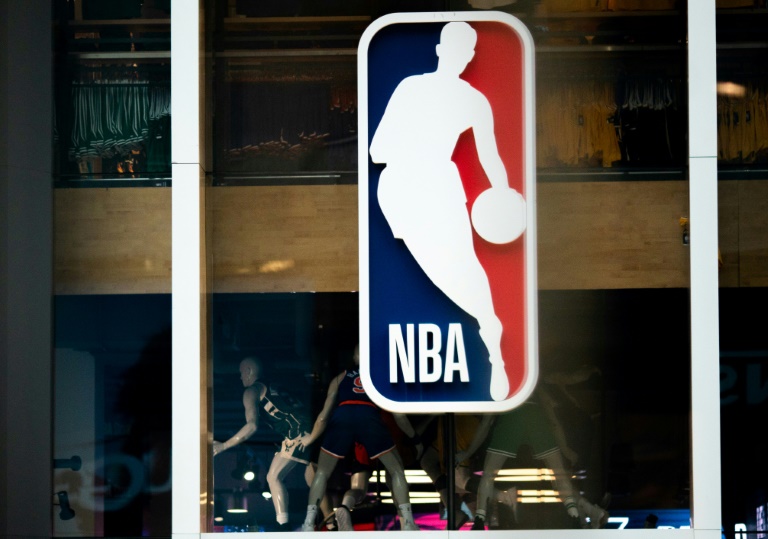 شعار دوري كرة السلة الأميركي للمحترفين.