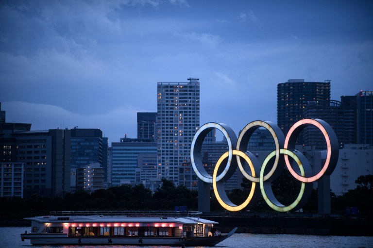 صورة للحلقات الاولمبية في طوكيو في 12 تموز/يوليو 2020