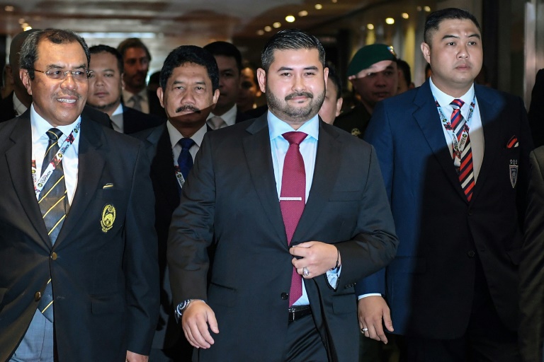 الامير الماليزي تونكو إسماعيل سلطان إبراهيم يرغب في شراء نادي فالنسيا