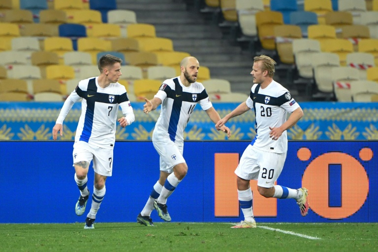 سجل بوكي (وسط) 10 من أهداف فنلندا الـ16 في التصفيات القارية