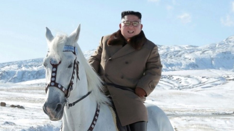 زعيم كوريا الشمالية كيم جونغ-أون 