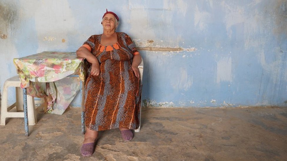 "143 طريق الصحراء" : لغز امرأة اختارت العيش منفردة على حافة الصحراء الجزائرية؟