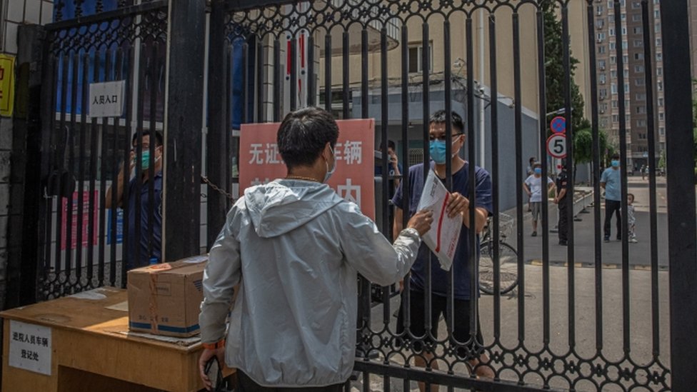 مخاوف من موجة ثانية لفيروس كورونا: السلطات الصينية تغلق جميع مدارس بكين