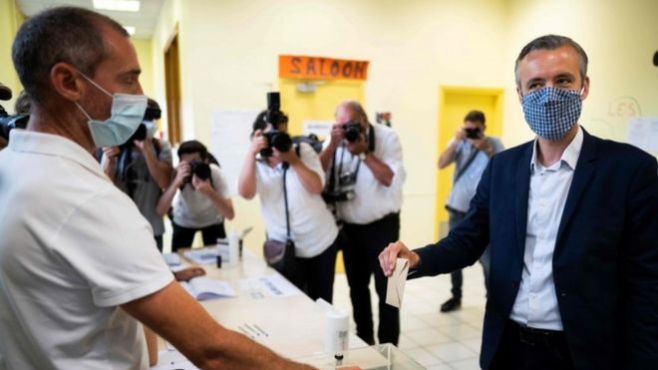 الانتخابات المحلية الفرنسية: مكاسب كبيرة لحزب الخضر وتراجع حزب إيمانويل ماكرون