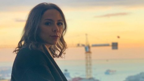 "ليبيا إدريس".. حكاية فتاة كان اسمها ممنوعا في عهد القذافي