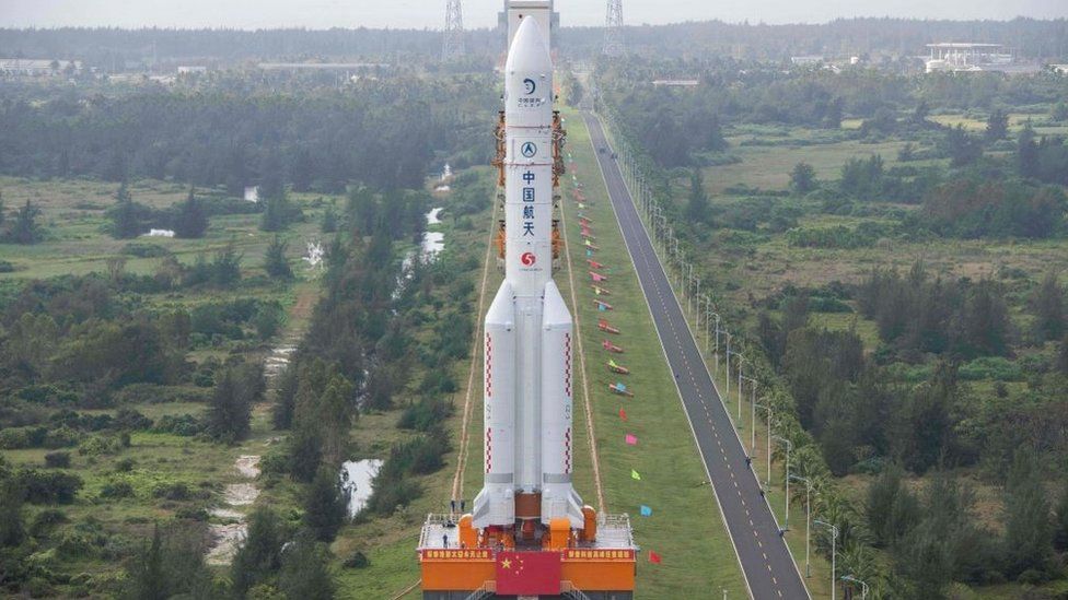 يحمل المسبار الصيني صاروخ من طراز لونغ مارش5 GETTY IMAGES