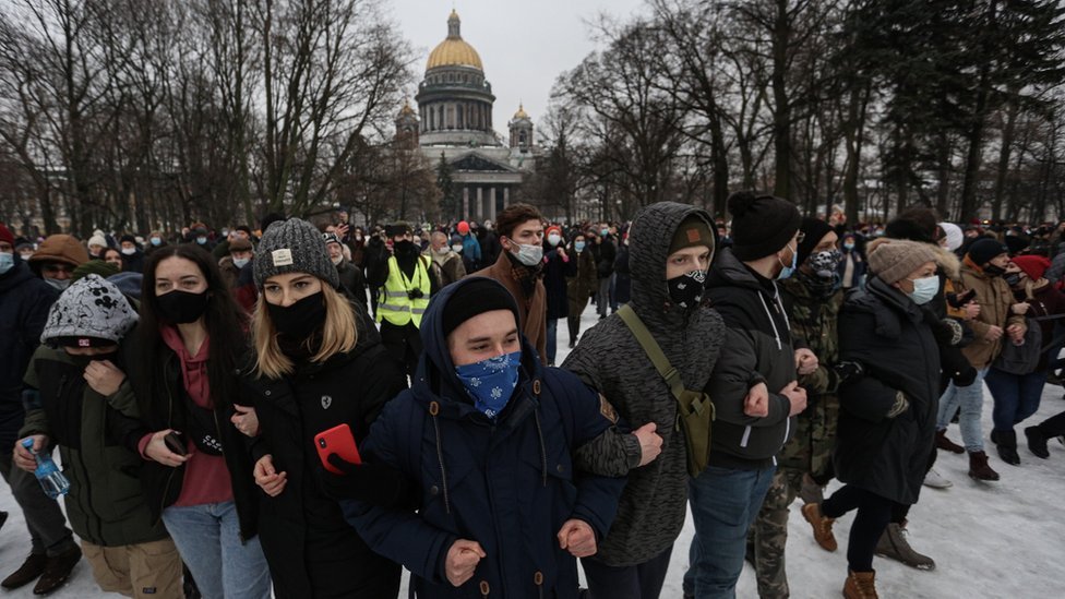 المحتجون في سان بطرسبرغ دعماً لأليكسي نافالني Getty Images