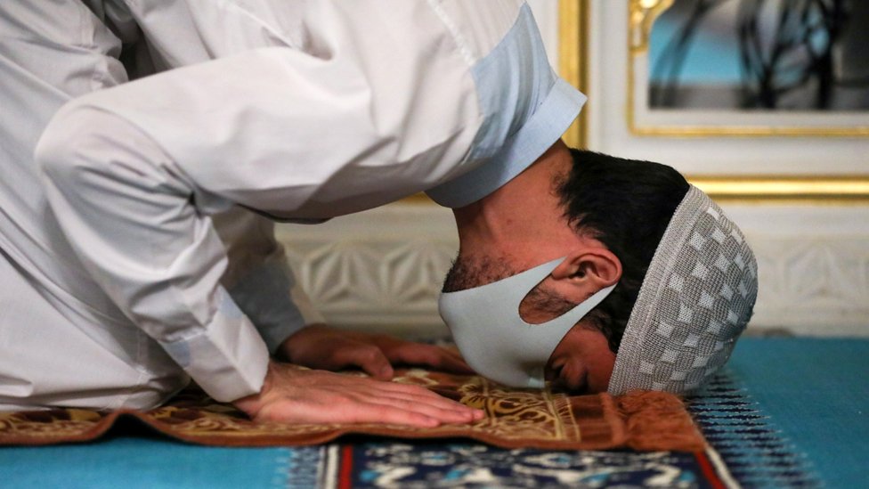 فيروس كورونا: المسلمون يستقبلون رمضان وسط الجائحة للمرة الثانية