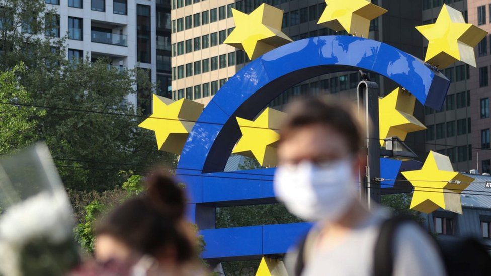  انكمش اقتصاد منطقة اليورو بنسبة 0.6 في المئة