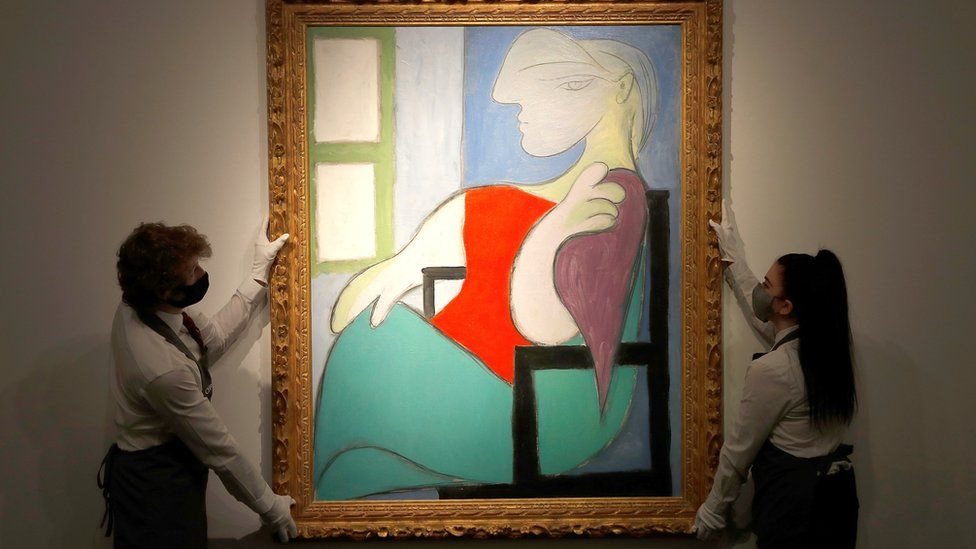 Reuters لوحة امرأة جالسة قرب نافذة (ماري-تريز) هي خامس عمل فني لـبيكاسو يباع بأكثر من مئة مليون دولار