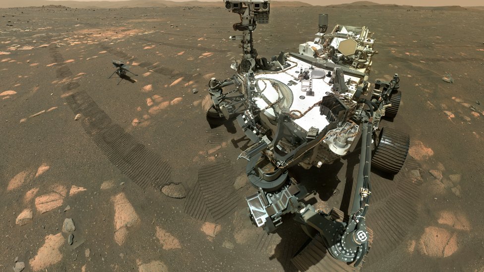 صور رائعة لأول مئة يوم لمركبة ناسا على المريخ