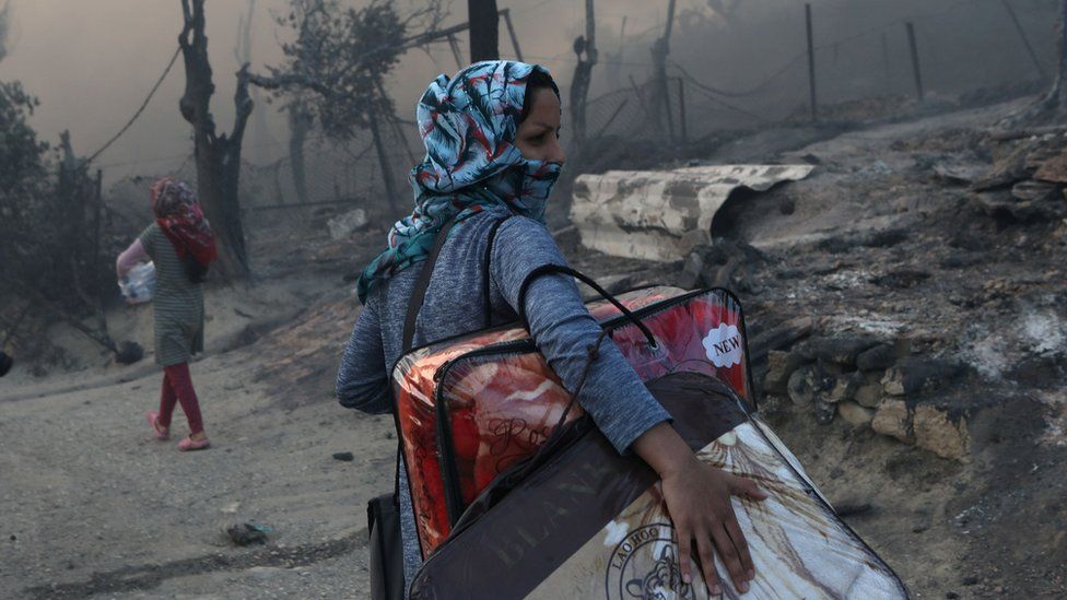 Reuters تسبب الحريق بتشريد آلاف اللاجئين
