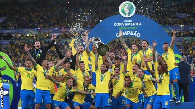 Getty Images البرازيل هزمت بيرو بنتيجة 3 أهداف مقابل هدف في المباراة النهائية لتفوز بكأس أمريكا الجنوبية (كوبا أمريكا) 2019