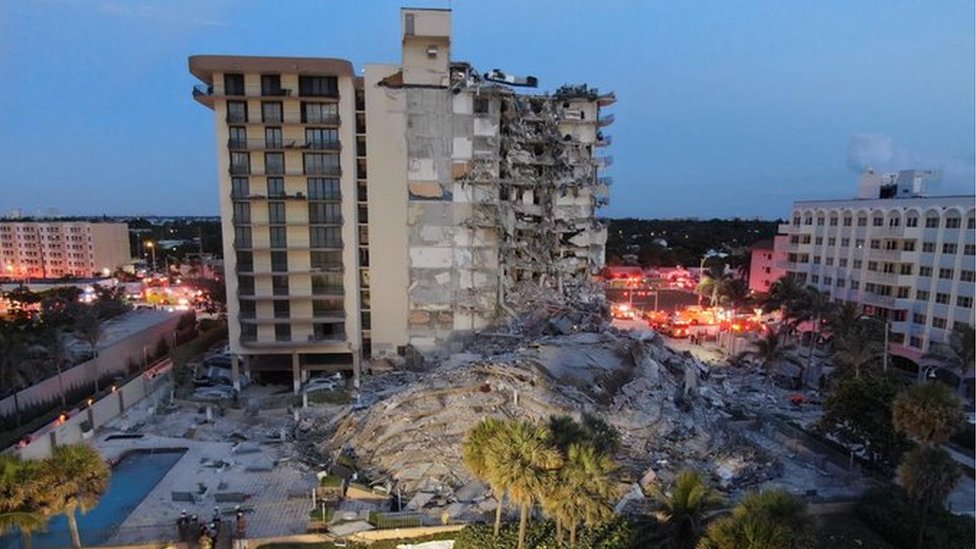 انهيار مبنى ميامي: 99 مفقوداً وطاقم الإنقاذ ينتشل 35 شخصاً
