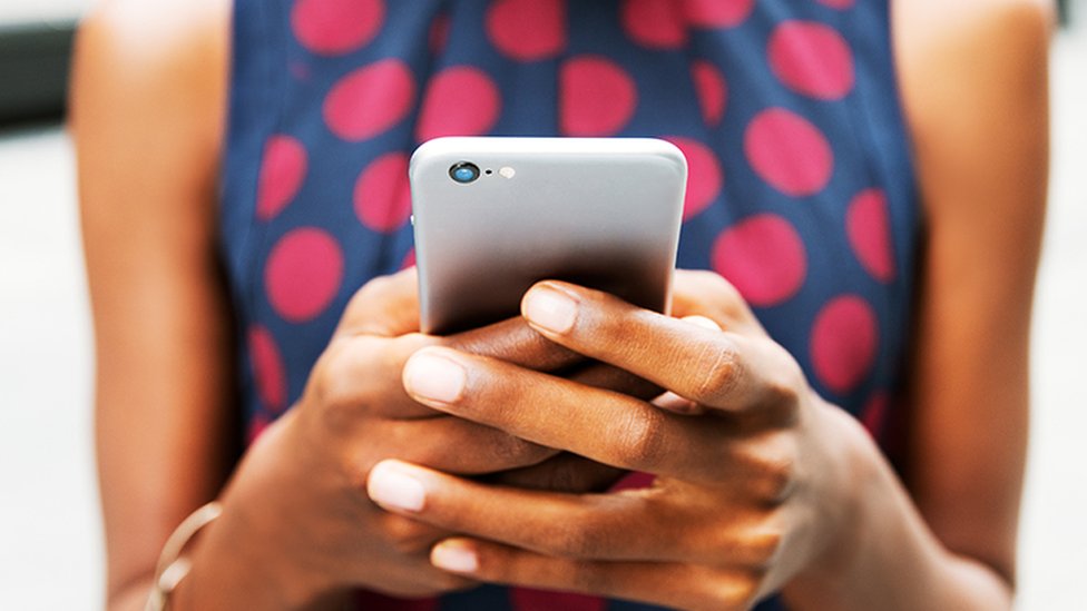 الاحتيال العاطفي: كيف سلب مني محتال مبلغ 300 ألف جنيه إسترليني باسم الحب؟