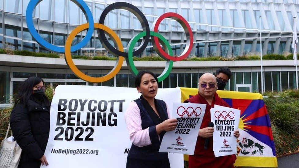 Reuters متظاهرون طالبوا بمقاطعة الألعاب الأولمبية الشتوية في الصين