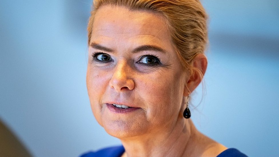 Getty Images شغلت ستويبرغ منصب وزير الهجرة الدنماركي خلال الفترة بين عامي 2015 و2019