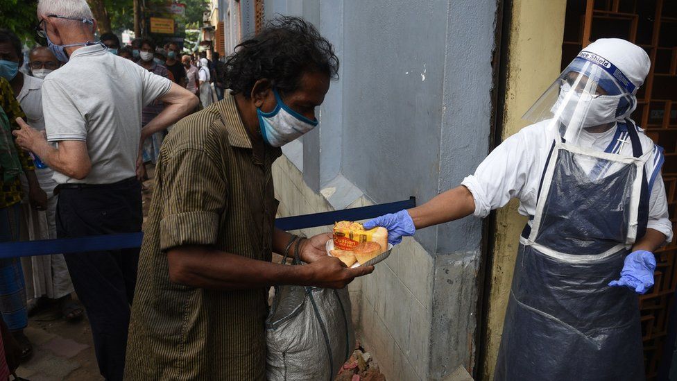 Getty Images تنفق مؤسسة الأم تريزا على الكثير من الأعمال الخيرية في الهند